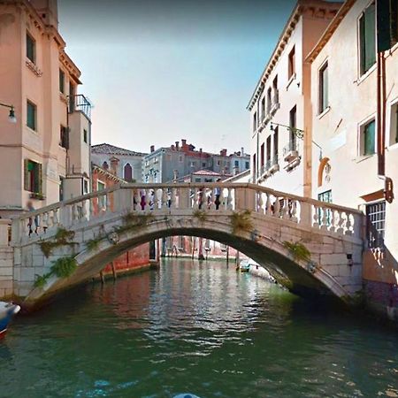 Ca' Dei Nomboli Canal View البندقية المظهر الخارجي الصورة